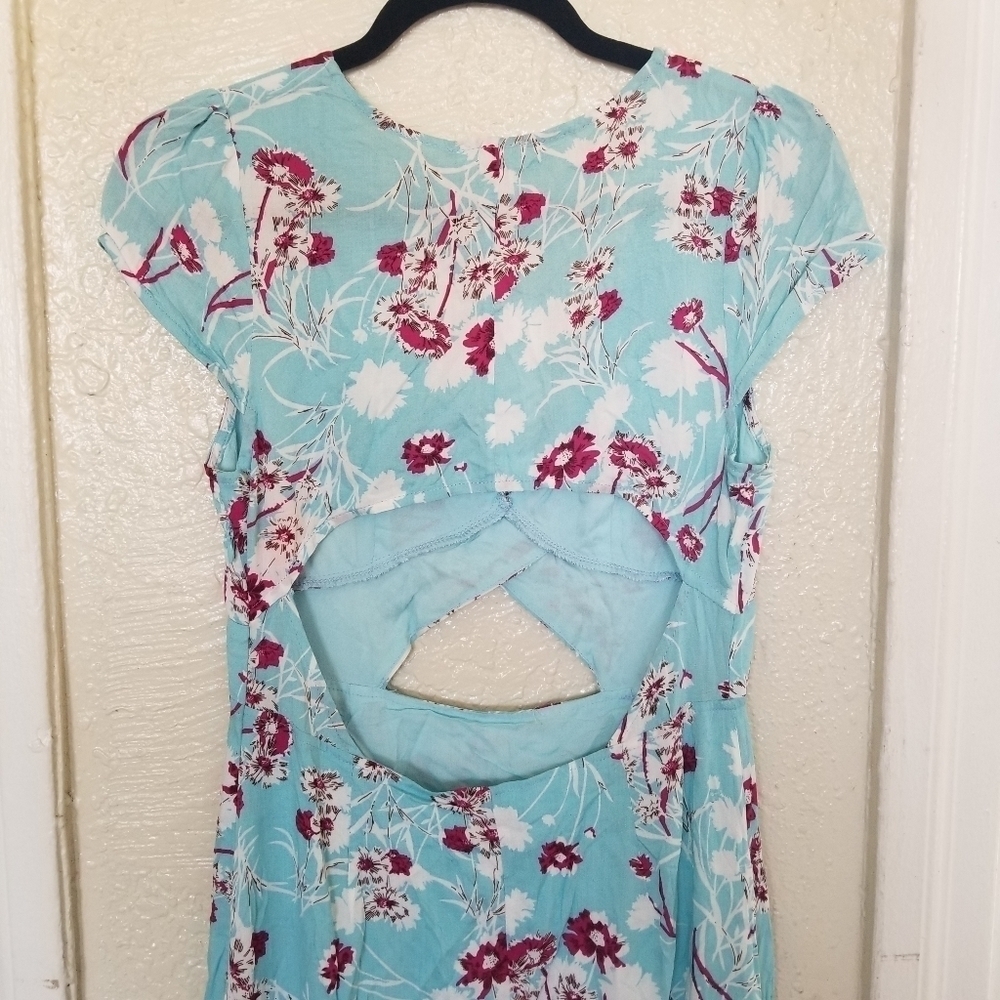 Love + Harmony | Floral Maxi dress - Picture 2 of 14